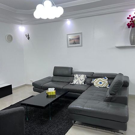 Residence Djily Mbaye Dakar Eksteriør billede